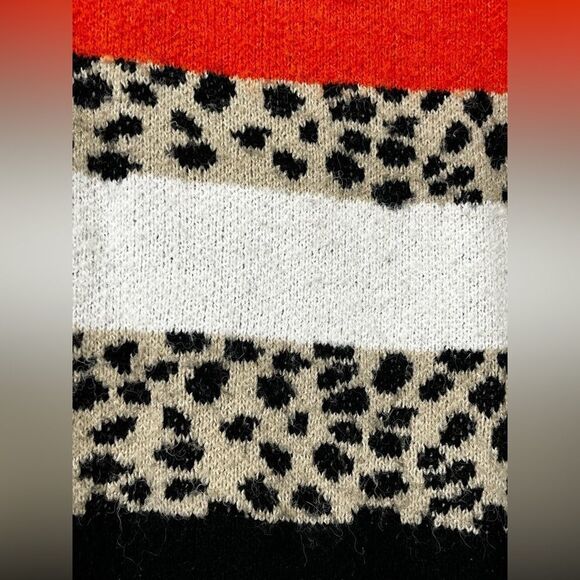 An Oversized‎ Thick Leaopard Print Sweater S/M - Picture 5 of 8